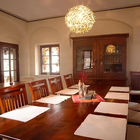 Alojamento de Acomodação e Pequeno-almoço Am Markt